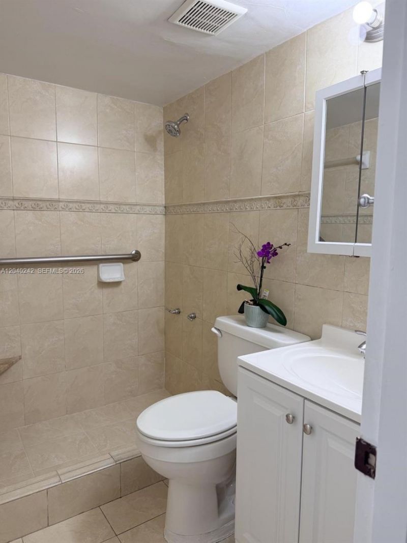 1910 W 56th St , Unit 3312, Hialeah, FL 33012 Photo