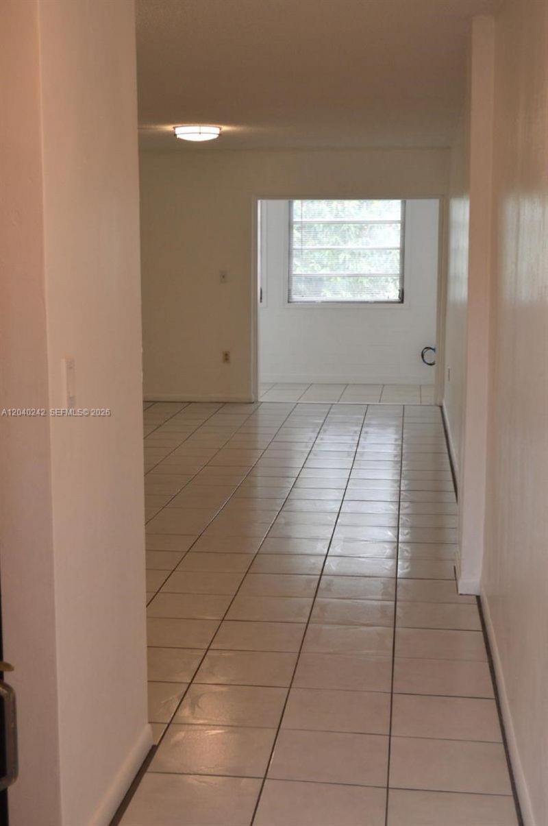 1910 W 56th St , Unit 3312, Hialeah, FL 33012 Photo
