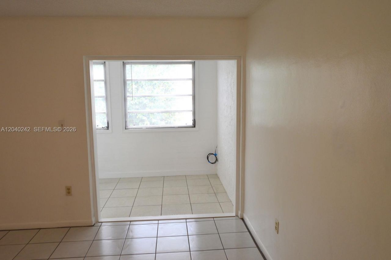 1910 W 56th St , Unit 3312, Hialeah, FL 33012 Photo