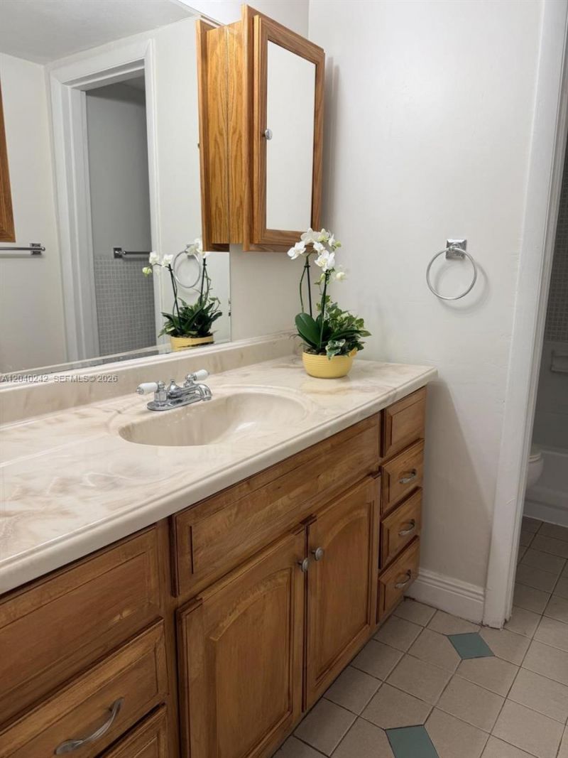1910 W 56th St , Unit 3312, Hialeah, FL 33012 Photo