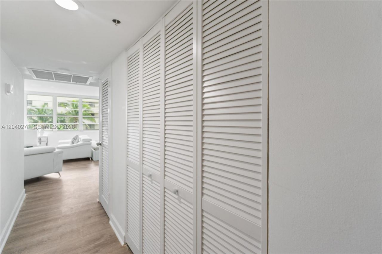 100 Lincoln Rd , Unit 538, Miami Beach, FL 33139 Photo