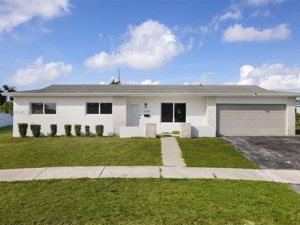 10340 SW 157th St, Miami, FL 33157