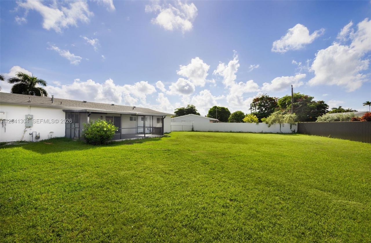 10340 SW 157th St, Miami, FL 33157 Photo