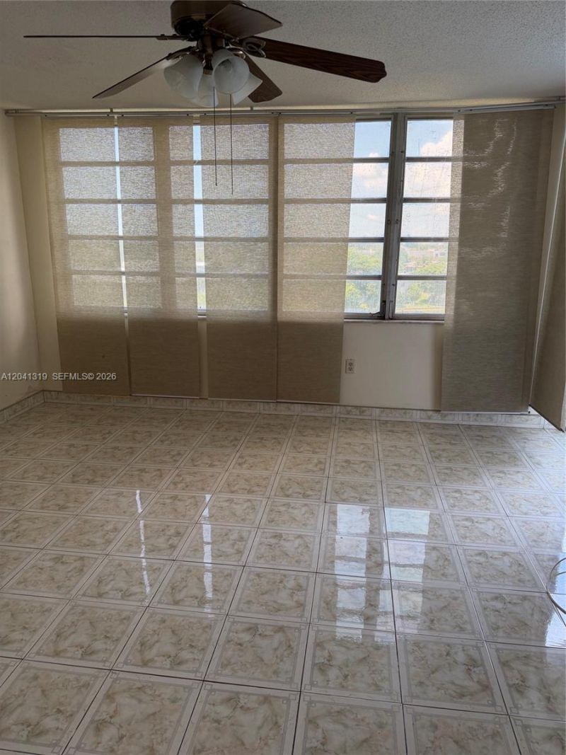 1750 NE 191st St, Unit 627-4, Miami, FL 33179 Photo