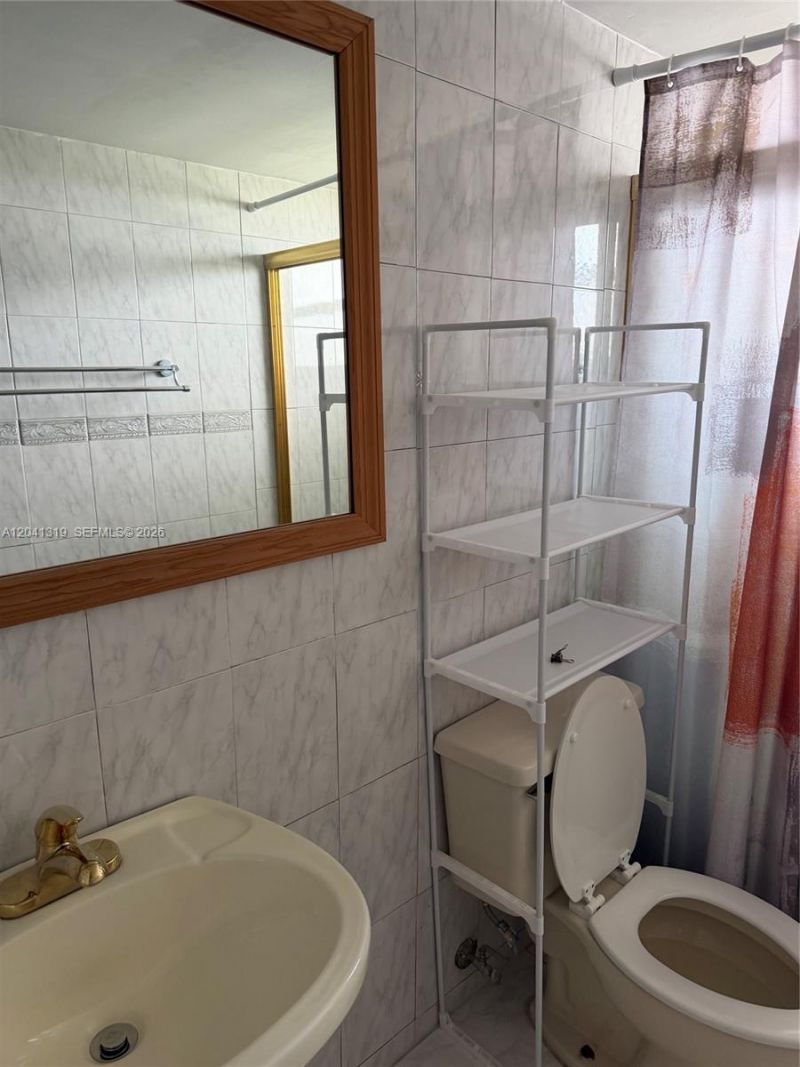 1750 NE 191st St, Unit 627-4, Miami, FL 33179 Photo