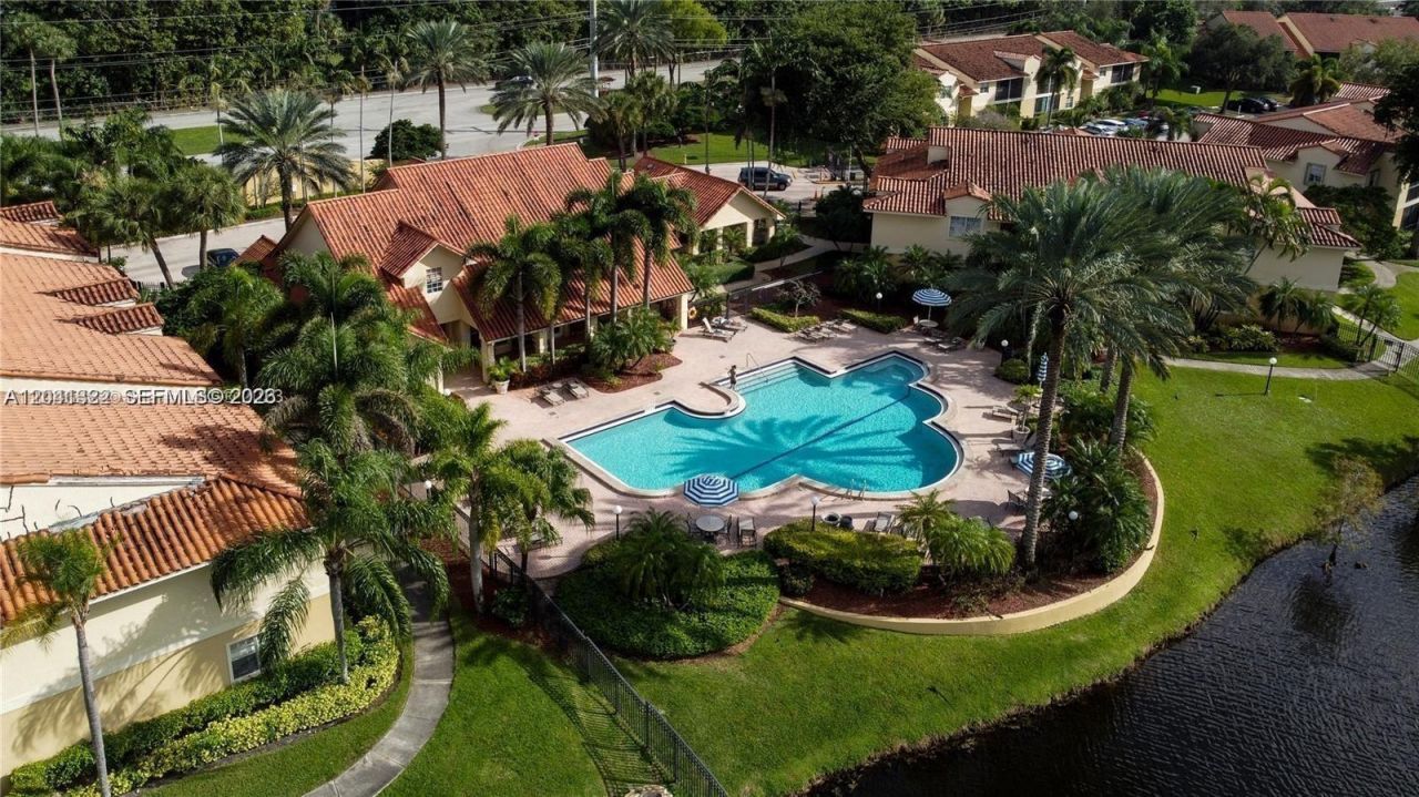 1227 SW 46th Ave , Unit 304, Pompano Beach, FL 33069 Photo