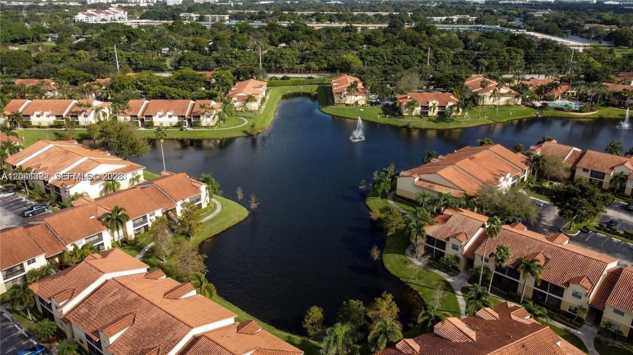 1227 SW 46th Ave , Unit 304, Pompano Beach, FL 33069 Photo