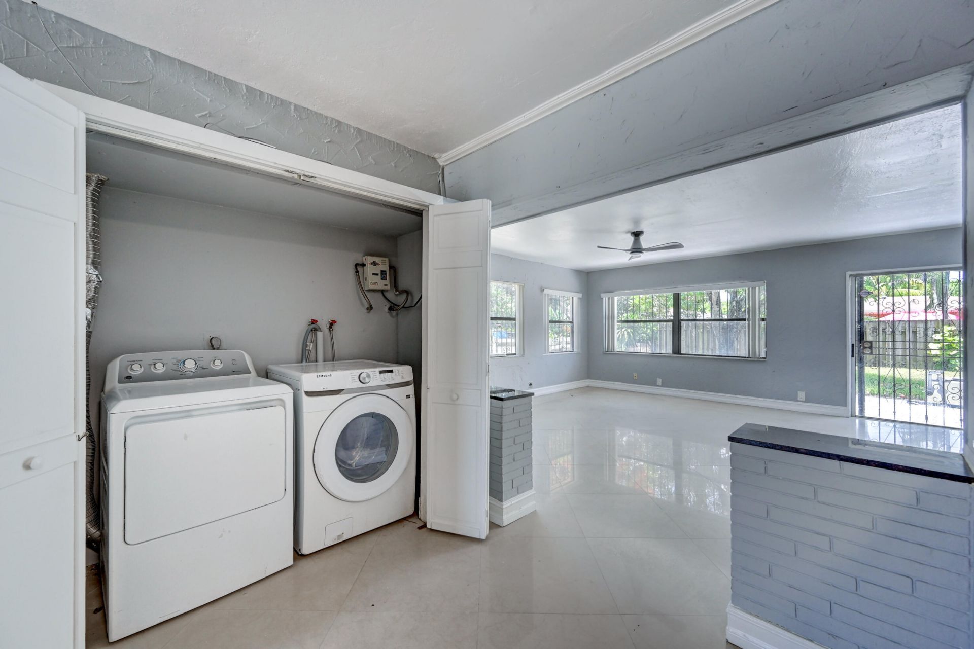 740 E Evanston Circle E, Fort Lauderdale, FL 33312 Photo