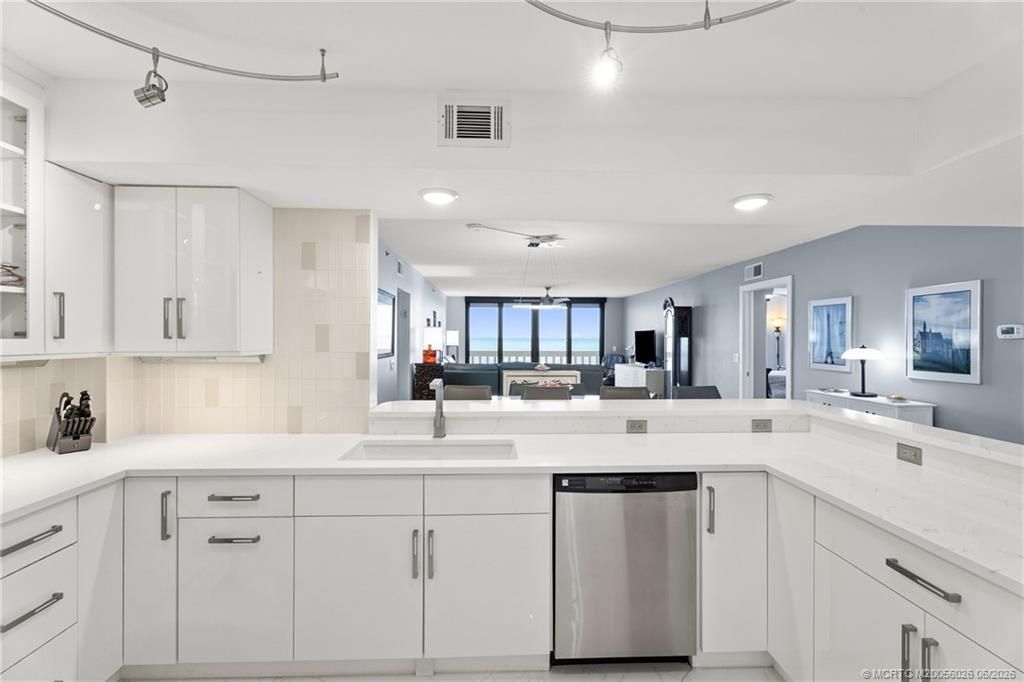 9960 S Ocean Drive , Unit 302, Jensen Beach, FL 34957 Photo