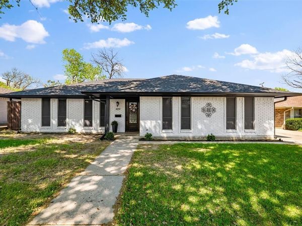 409 E Scotland Drive , Irving, TX 75062