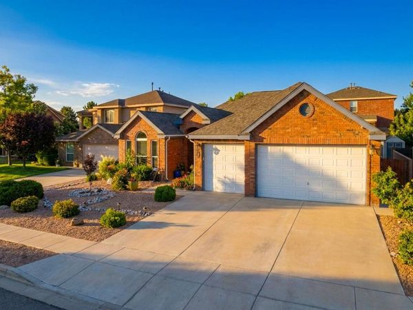 2749 Corte De La Villa SE, Rio Rancho, NM 87124