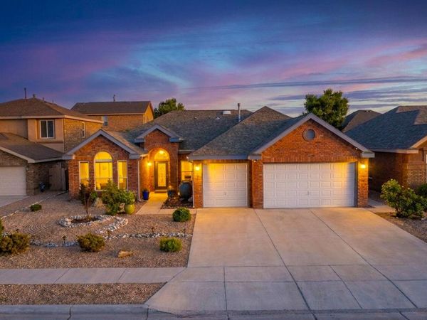 2749 Corte De La Villa SE, Rio Rancho, NM 87124