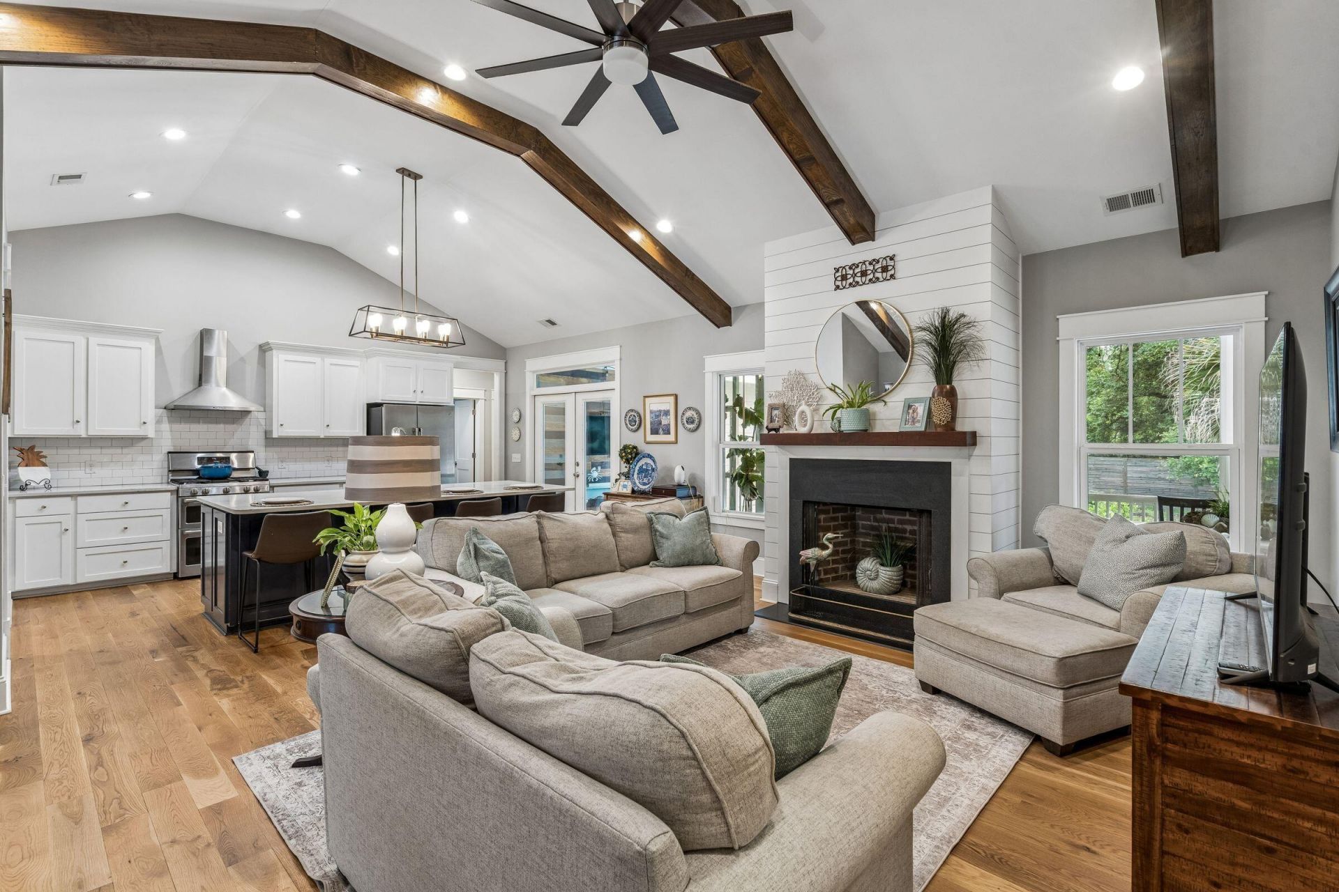 205 Holly Inn Road Photo 11