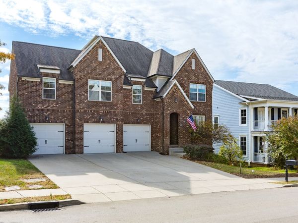 2033 Callaway Park Pl , Thompsons Station, TN 37179