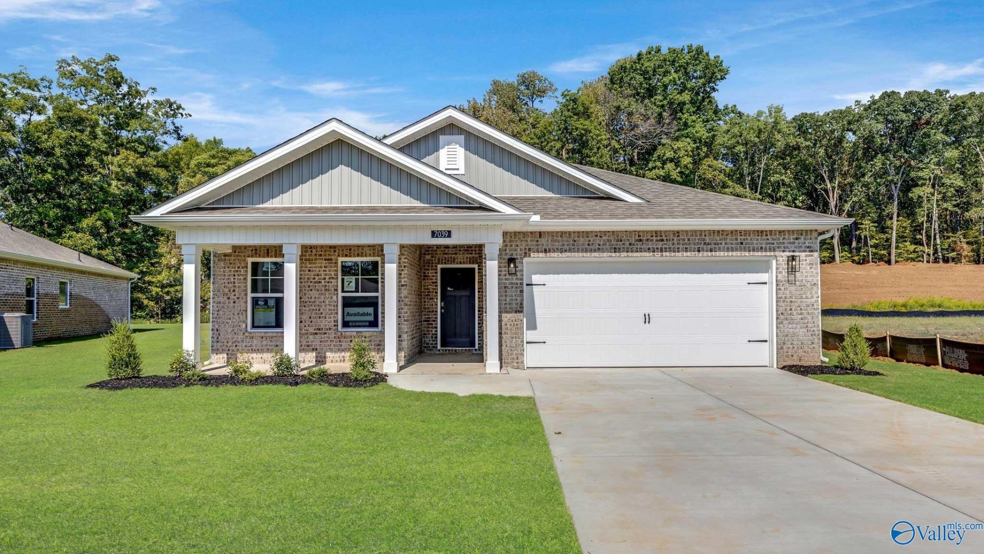 7039 Willow Walk Boulevard Se, Gurley, AL 35748 Main Photo