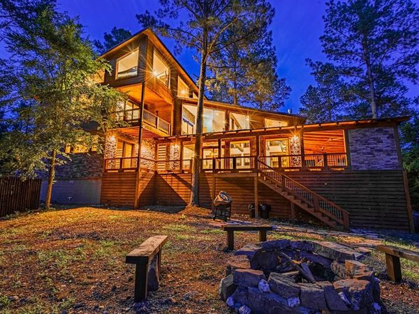 50 Coffee Tree Trail Road, Broken Bow, OK 74728