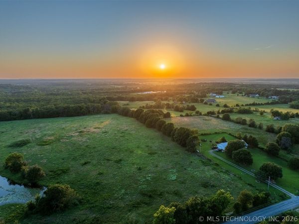 5 S 4240 Road, Chelsea, OK 74016