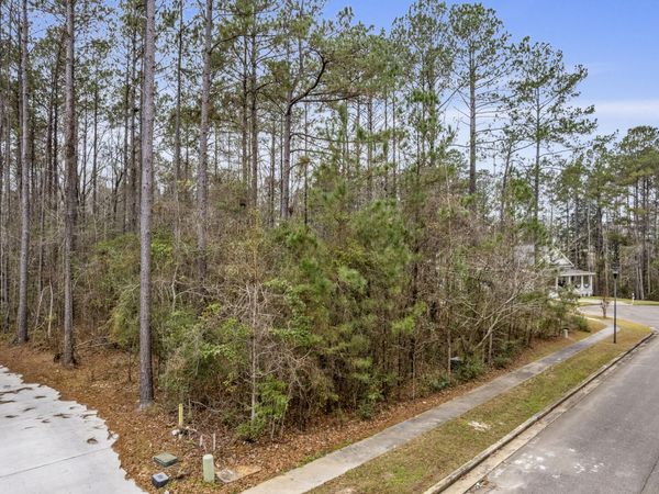 5 W Crossvine, Hattiesburg, MS 39402