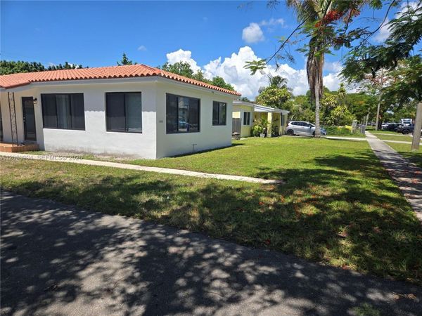 2080 NE 172nd St , Unit A, North Miami Beach, FL 33162