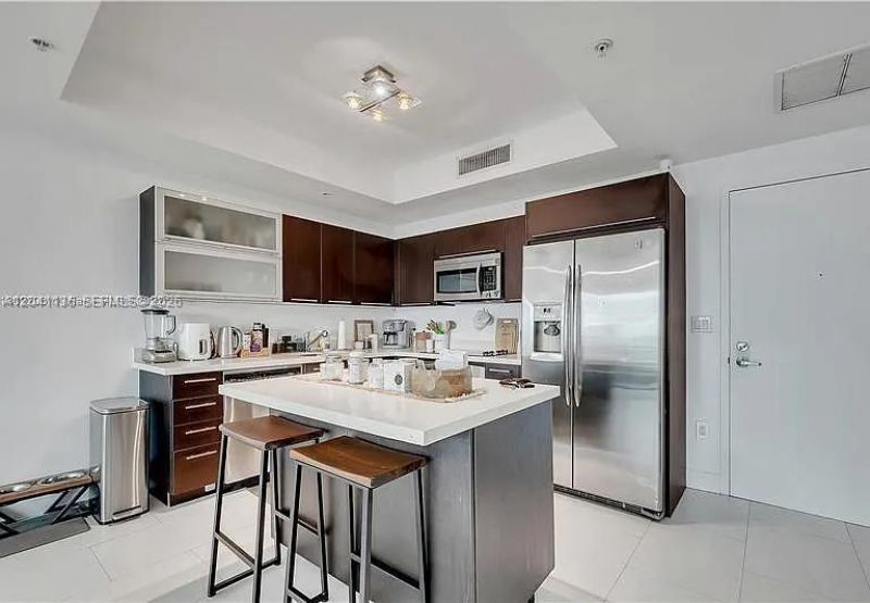 90 SW 3rd St , Unit 3211, Miami, FL 33130 Photo