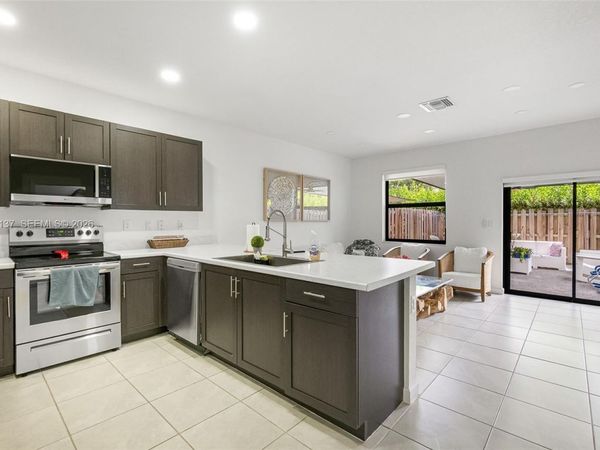 28729 SW 132nd Ct , Homestead, FL 33033