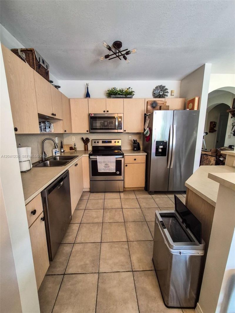12850 SW 28th Ct, Miramar, FL 33027 Photo