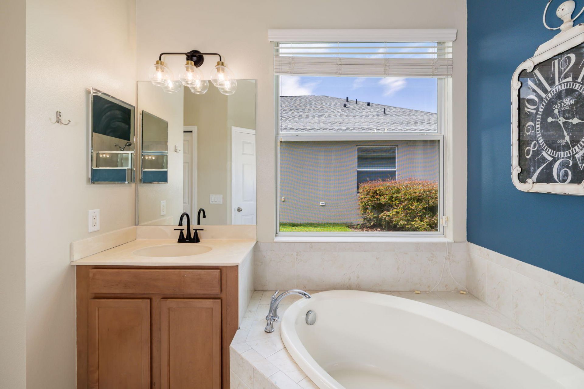 7005 56th Terrace E, Palmetto, FL 34221 Photo