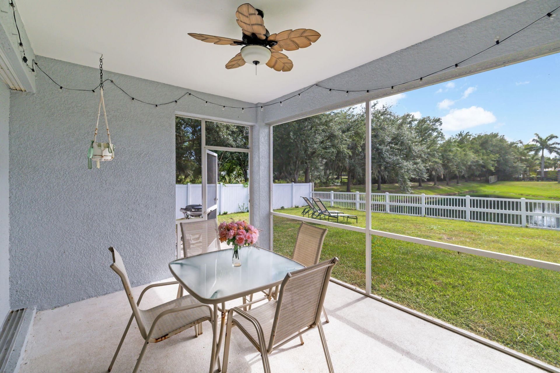 7005 56th Terrace E, Palmetto, FL 34221 Photo