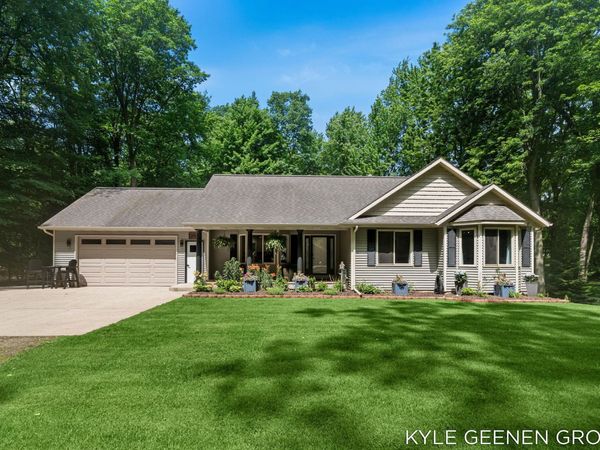 208 Chicago Avenue, Holland, MI 49424
