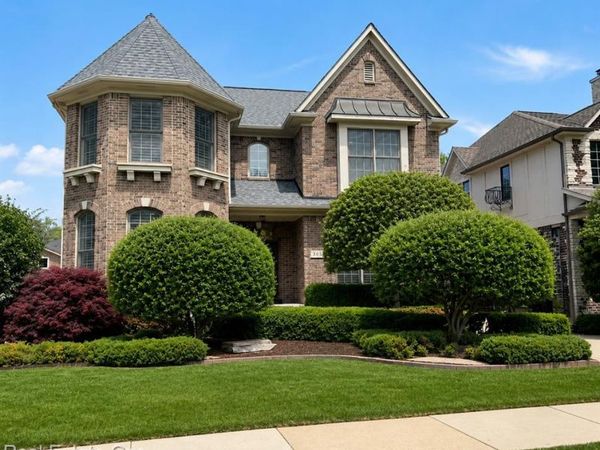 306 Woodward Avenue, Rochester, Mi 48307