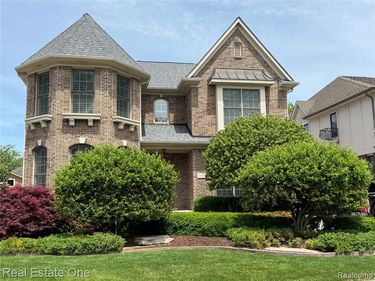 306 Woodward Avenue, Rochester, MI 48307