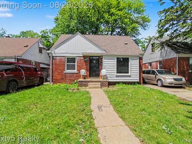26296 Oakland Street, Inkster, MI 48141