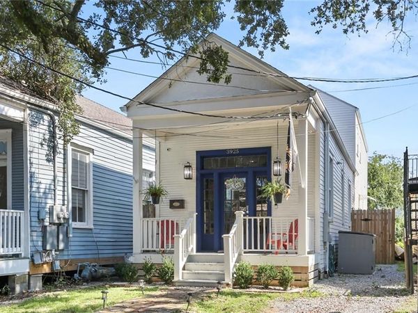 3925 BANKS Street , New Orleans, LA 70119