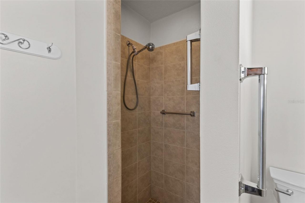 9821 Hernando Court , Bradenton, FL 34210 Photo