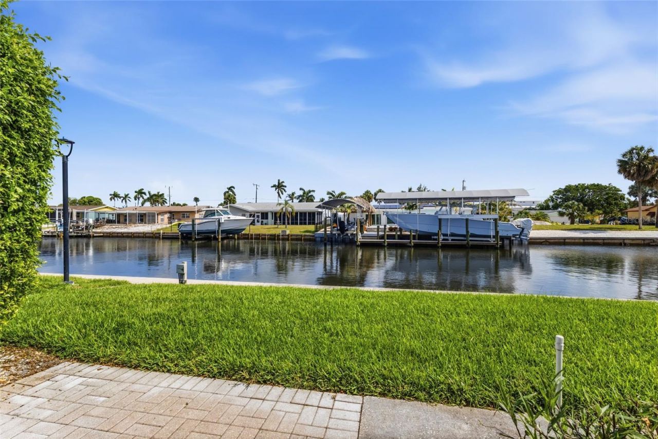 9821 Hernando Court , Bradenton, FL 34210 Photo