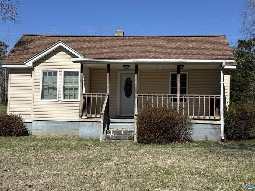 3837 CEDAR LANE RD, KENTS STORE, VA 23084