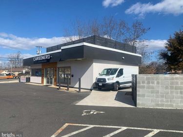 2005 LAFAYETTE BOULEVARD, FREDERICKSBURG, VA 22401