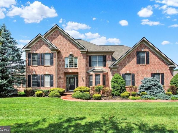190 HICKORY LANE, HANOVER, PA 17331