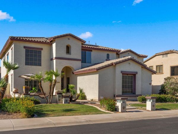 3854 E RAVENSWOOD Drive, Gilbert, AZ 85298
