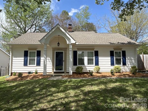 12326 Agate Lane , Pineville, NC 28134