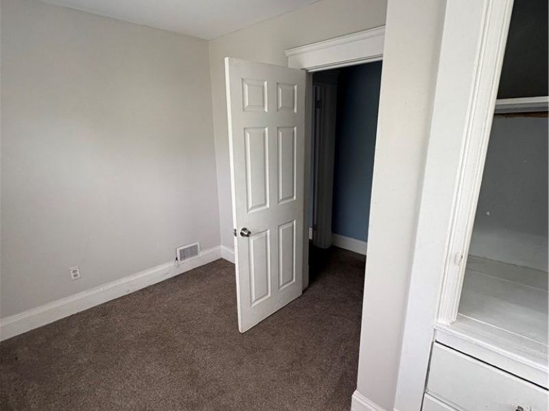 13010 Parkhill Avenue, Cleveland, OH 44120 Photo 13