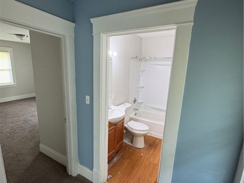 13010 Parkhill Avenue, Cleveland, OH 44120 Photo 23