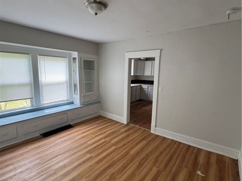 13010 Parkhill Avenue, Cleveland, OH 44120 Photo 27