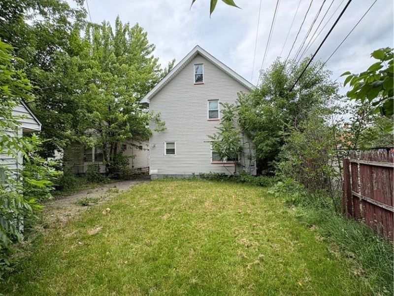13010 Parkhill Avenue, Cleveland, OH 44120 Photo 5