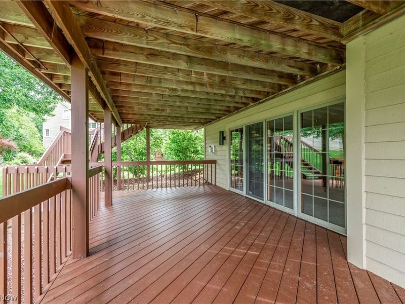 2137 Waters Edge Drive, Westlake, OH 44145 Photo 11