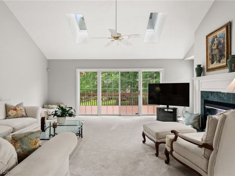 2137 Waters Edge Drive, Westlake, OH 44145 Photo 16