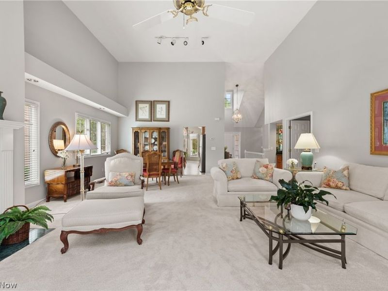 2137 Waters Edge Drive, Westlake, OH 44145 Photo 17