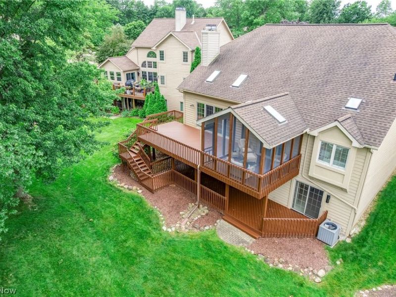 2137 Waters Edge Drive, Westlake, OH 44145 Photo 6