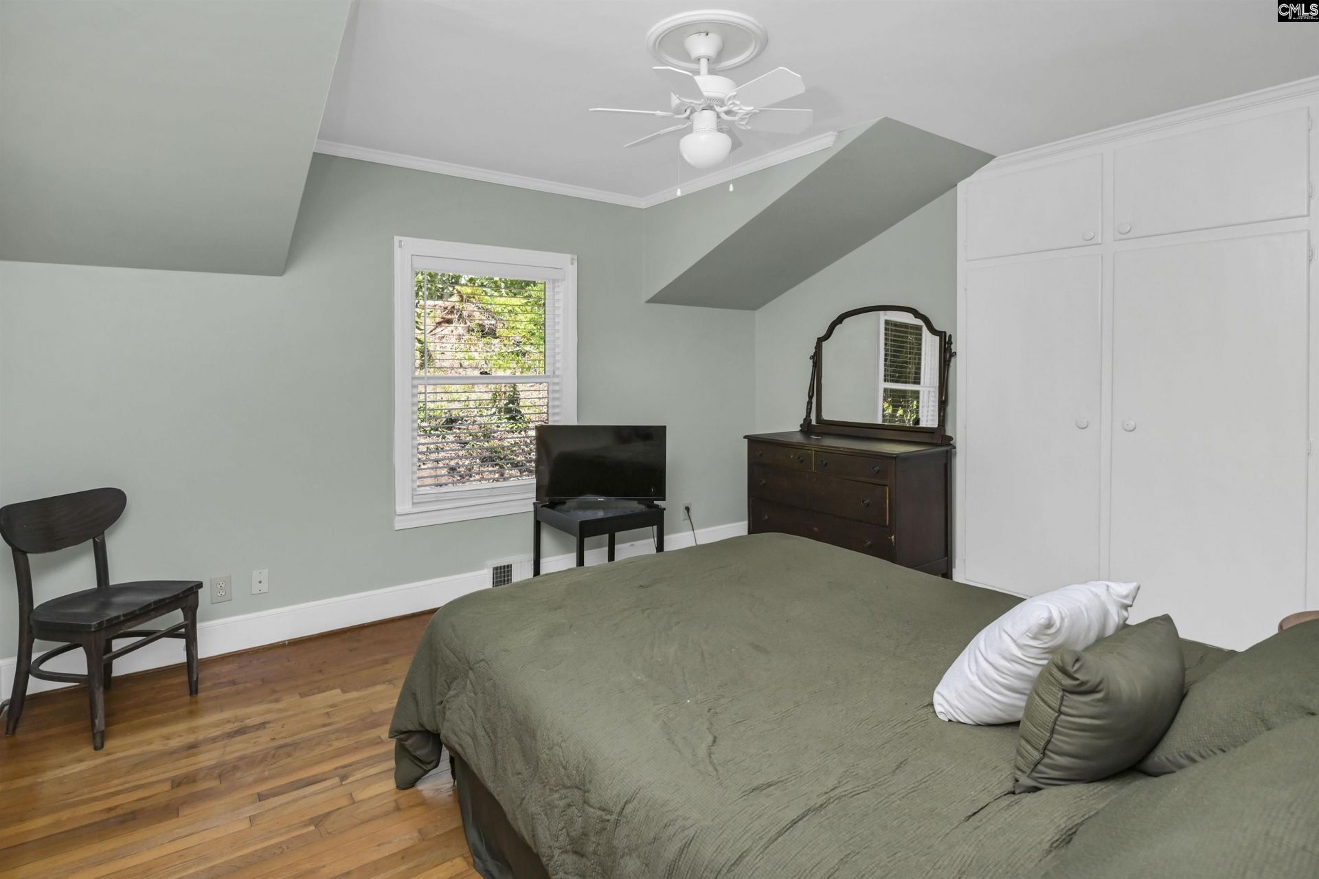 150 Castle Road  Photo 23