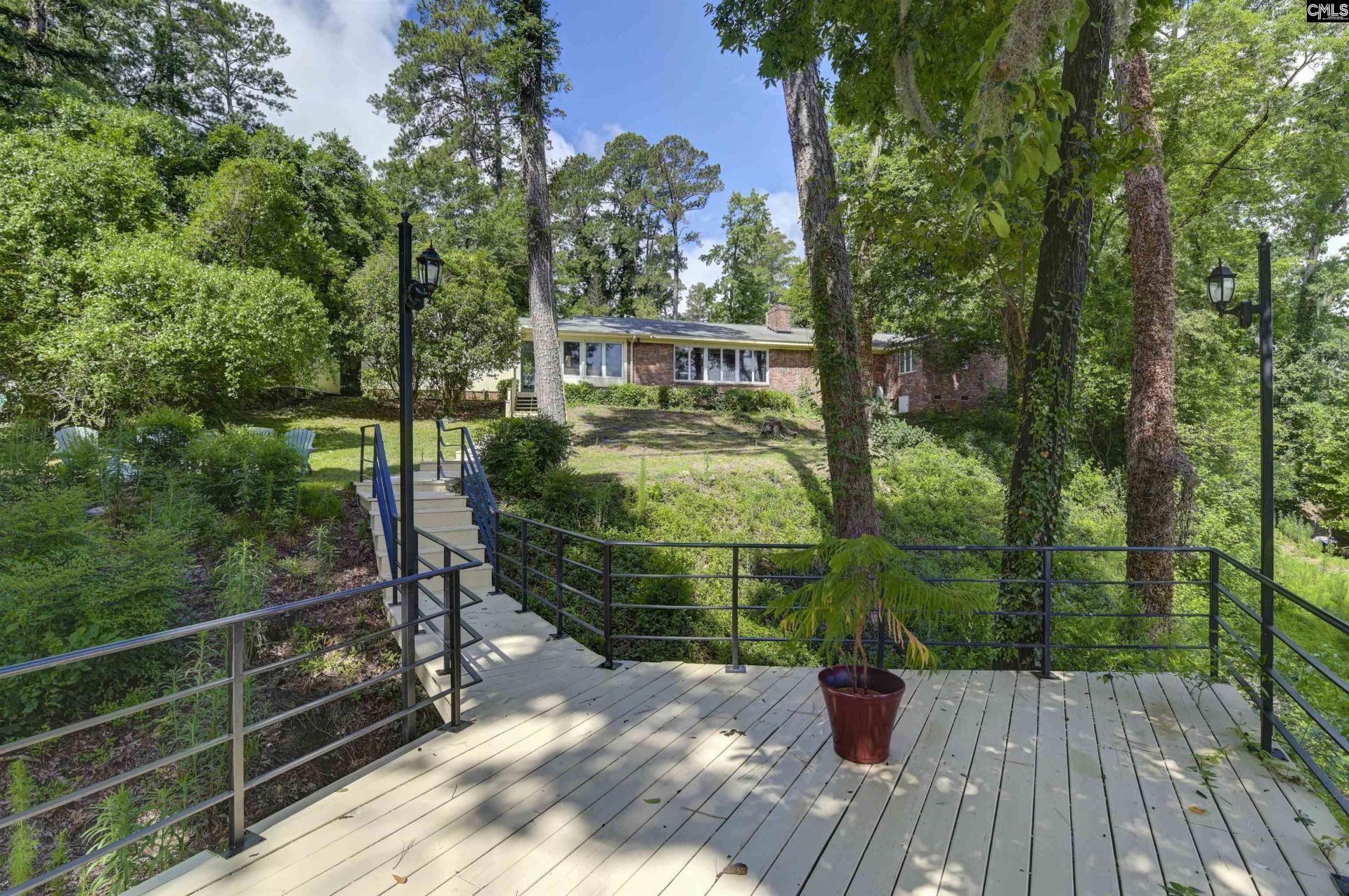 150 Castle Road  Photo 5